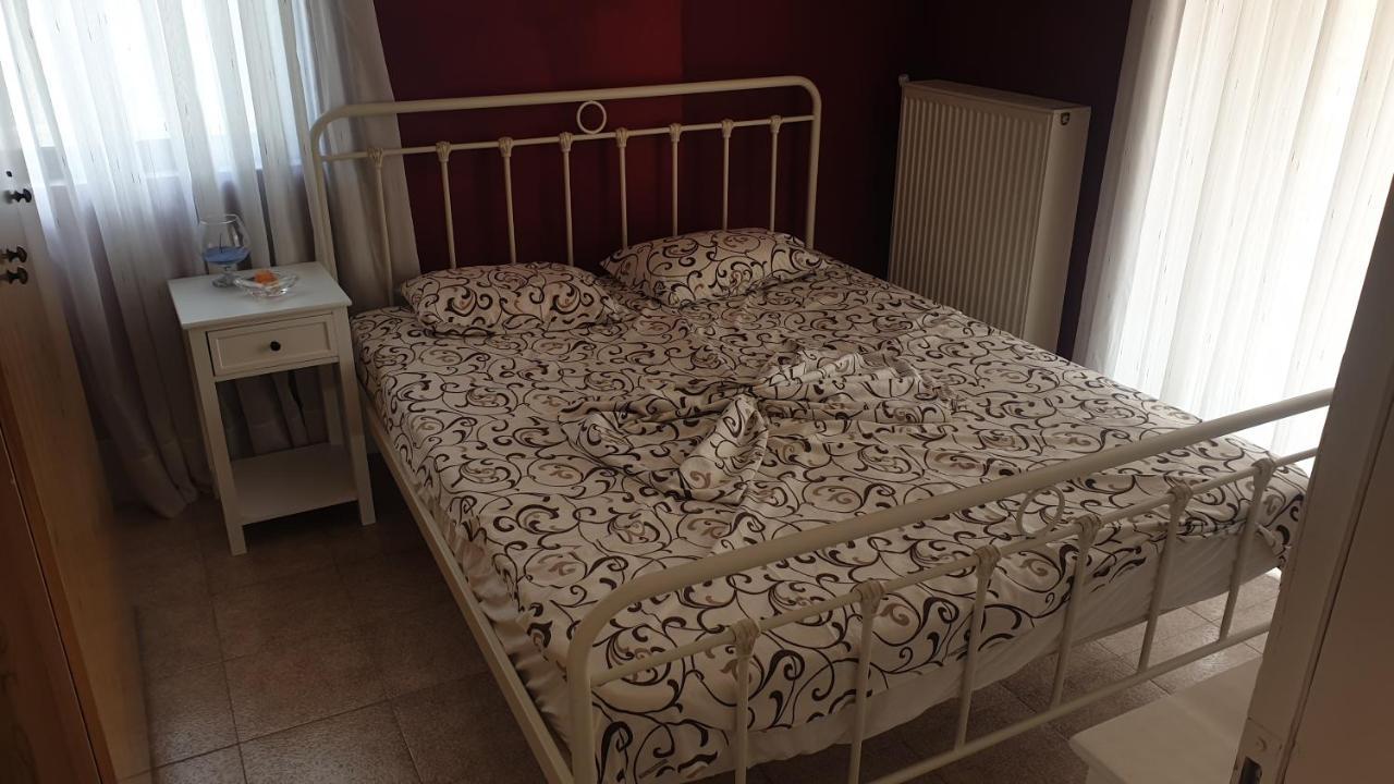 Gouris Appartements Nea Kallikrateia Buitenkant foto
